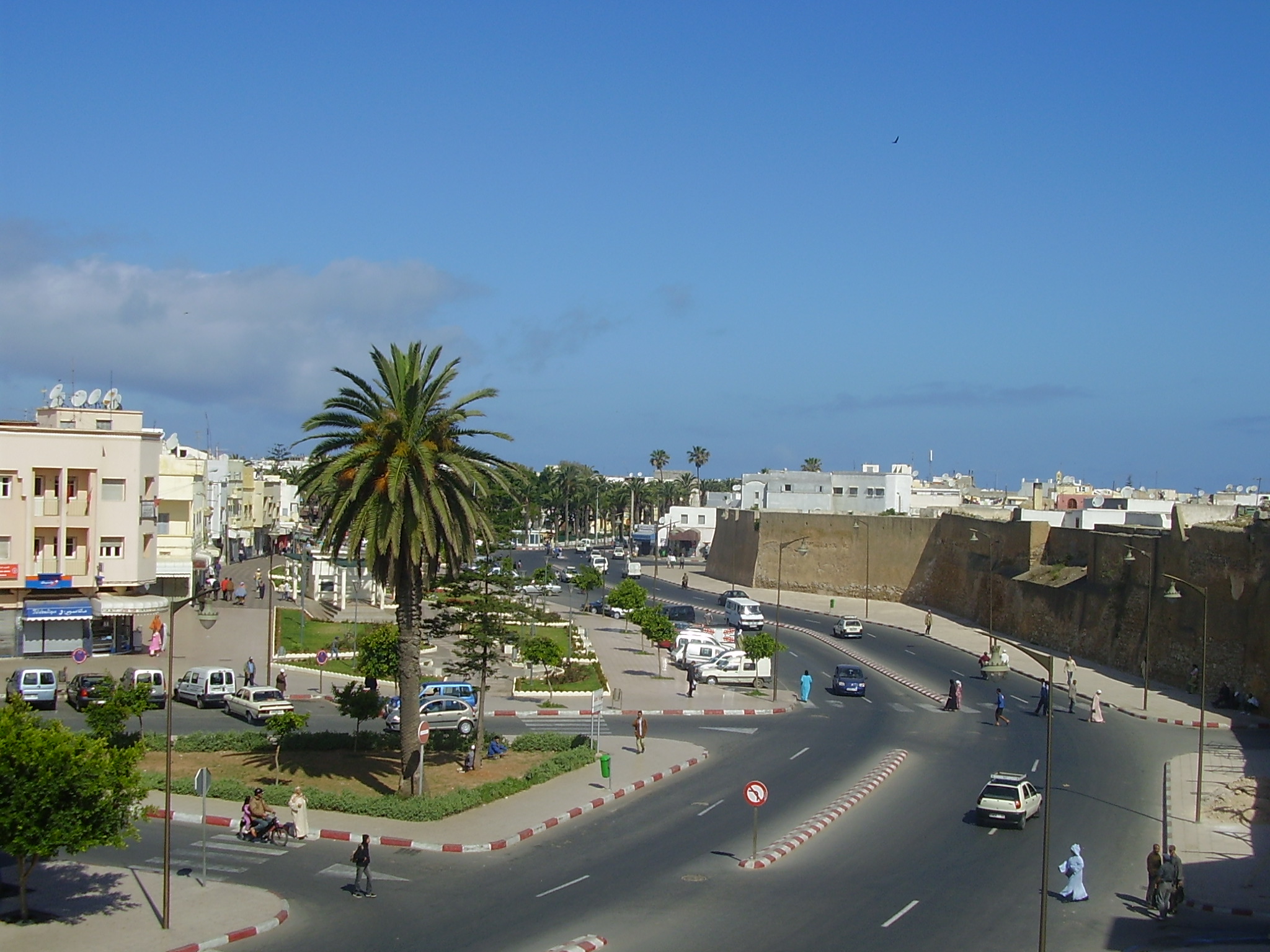 الجديدة.. تعبئة 500 مليون درهم لتزويد 650 دوارا بالماء الصالح للشرب