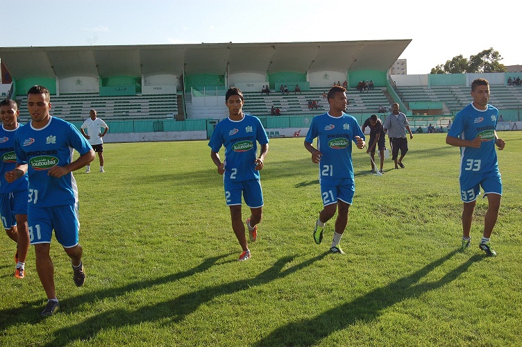 الدفاع الجديدي يواجه اتحاد ايت ملول ليلة الخميس في اطار منافسات كاس العرش