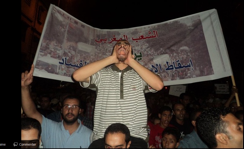 3000 مشارك من حركة 20 فبراير بمسيرة الدارالبيضاء