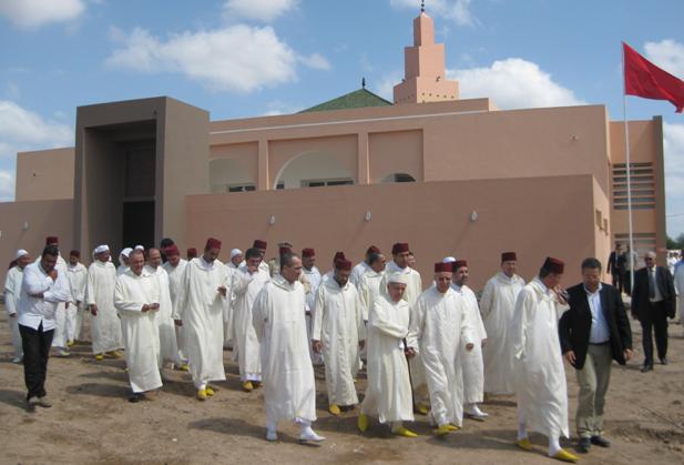 وزير الاوقاف والشؤون الاسلامية يدشن اكبر مسجد بجماعة الغربية بإقليم سيدي بنور