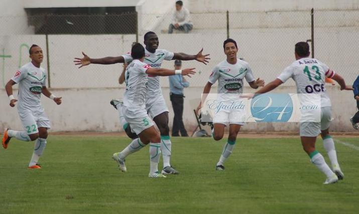 بالصور : الدفاع الحسني الجديدي يتأهل الى نصف نهاية كاس العرش