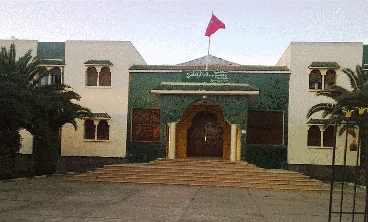 وقفة احتجاجية لموظفي جماعة أولاد افرج للمطالبة بتحسين الأوضاع