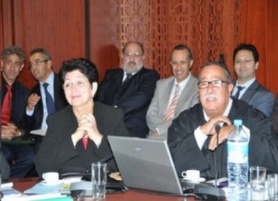 مراجعة التعويضات عن الساعات الإضافية في التعليم