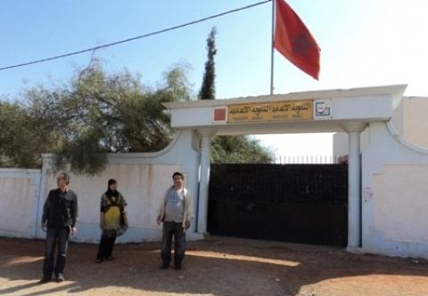 أساتذة ثانوية الورد بجماعة هشتوكة يدينون  الانتفلات الأمني بالمؤسسة