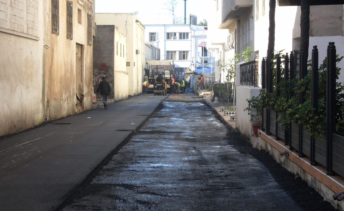 سكان زنقة الزلاقة بالجديدة يوجهون رسالة شكر وعرفان إلى عامل إقليم الجديدة