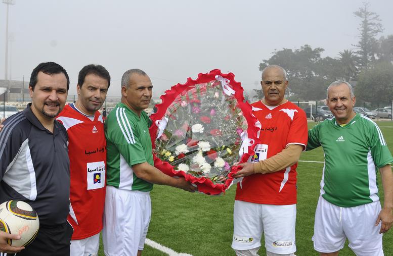 بالصور: مقابلة تاريخية بين قدماء لاعبي الدفاع الجديدي و قدماء النادي المكناسي