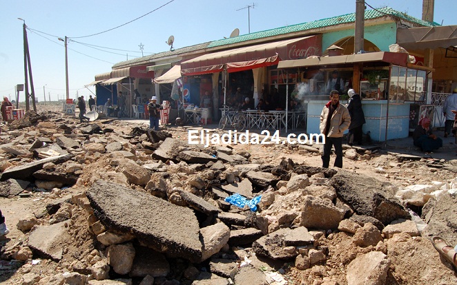 تجار وجزارو  شارع محمد الخامس بالزمامرة يستـنكــرون  ممارسات وقرارات المجلس الحضري للزمامرة (+صور‎(‎