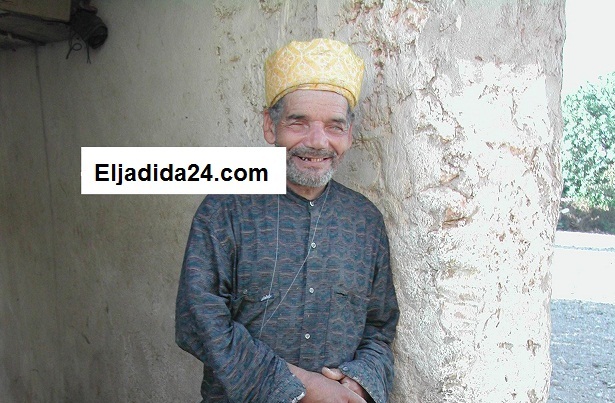 ولله في خلقه شؤون، كفيف بدكالة قهر اعاقته  بخياطة الجلابيب