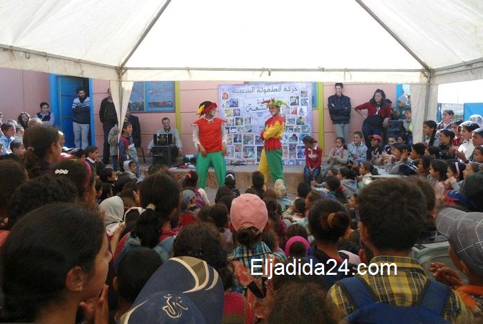 قافلة أجي نقراو في أسبوعها السادس تحط الرحال بمؤسسة الحويرة بجماعة المهارزة الساحل