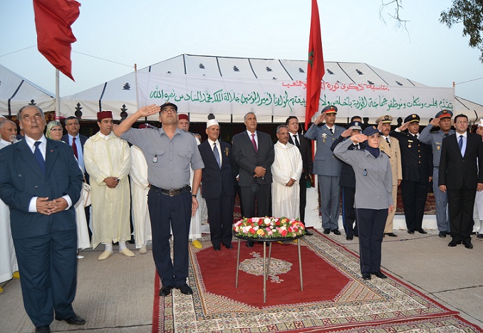 بالصور.. عامل اقليم الجديدة يشرف على حفل تأبيني بمقبرة الشهداء  بمناسبة ذكرى ثورة الملك والشعب