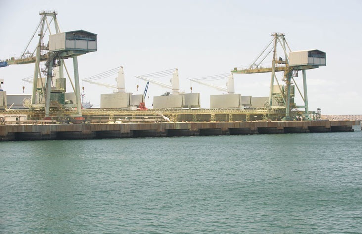 المدير العام للفوسفاط غاضب من شركة يونانية بسبب تأخر إنجاز مشروع توسعة ميناء الجرف الأصفر