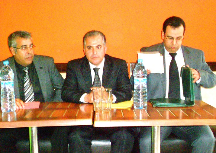 الدكتور الراضي الشوفاني يوقع كتابه أزمور: تاريخ وأعلام