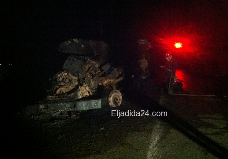 قتيل واصابتين خطيرتين بعد انفجار شاحنة لنقل الوقود في حادثة سير قرب اثنين هشتوكة