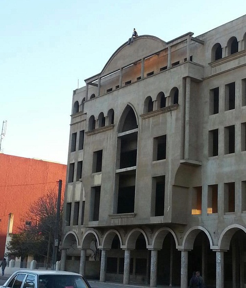 حوار وتحقيق مع الشاب الذي حاول الإنتحار بسيدي بنور- الفيديو