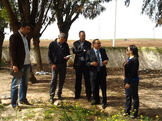 النائب الاقليمي للتعليم بالجديدة يزور مركزية الدحامنة بالحوزية ويطلع على مشروع اصلاح المؤسسة