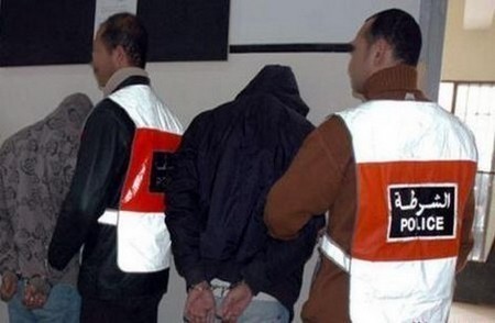 الشرطة القضائية بالجديدة تداهم منزلا قرب الحي الصناعي وتعتقل أكبر تاجري مخدرات بمنطقة دكالة