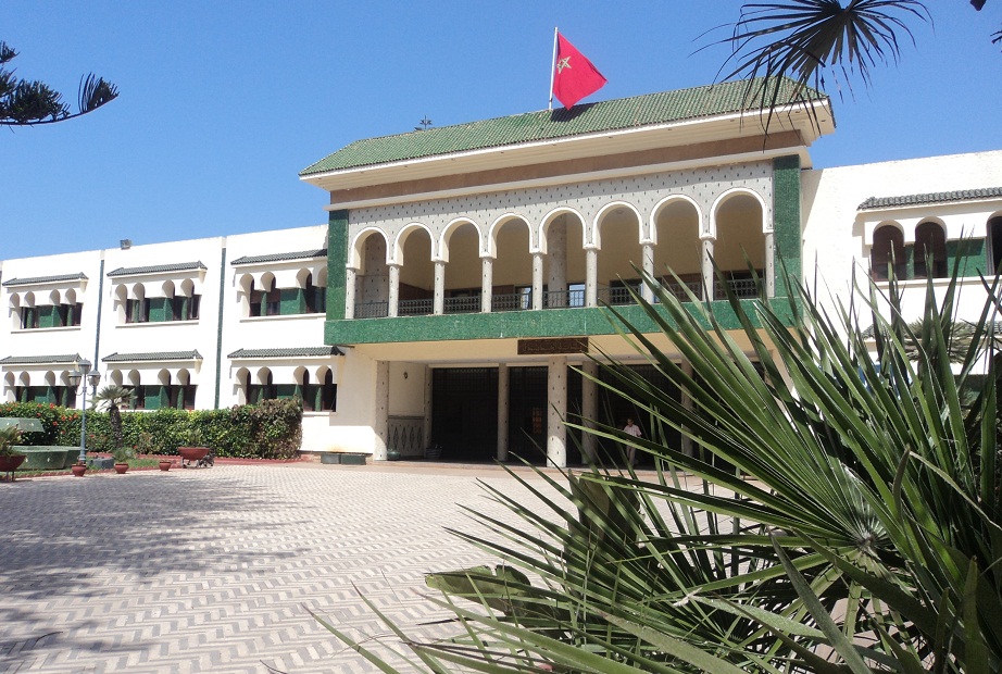 الاحتجاج حول تفويت أملاك عقارية جماعية وراء تأجيل دورة المجلس البلدي بالجديدة لعدم اكتمال النصاب القانوني