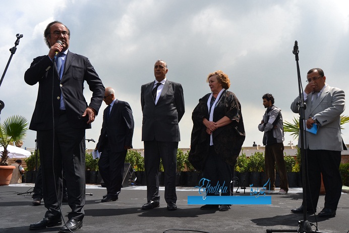 بالصور.. عامل الإقليم مرفوقا بعمدة مدينة سيت الفرنسية يشرفان على افتتاح مهرجان الزجل بالجديدة ومهرجان التشكيل بآزمور