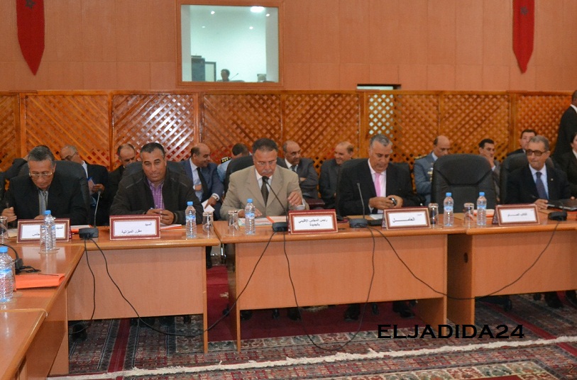 رئيس المجلس الإقليمي يحتج على تأخر صرف مداخيل كازينو مازكان خلال اجراء الدورة العادية للمجلس