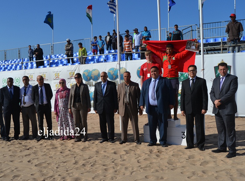 بالصور.. افتتاح بطولة العالم للمصارعة الشاطئية بالجديدة
