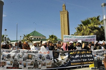 إسلاميون يستغلون بيوت الله لتلفيق التهم إلى السلطات الأمنية  في المغرب