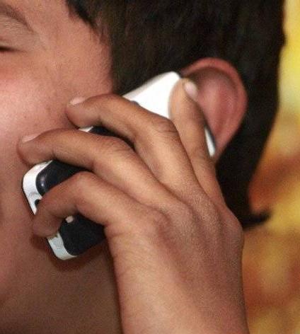 معاناة سكان الجديدة في الاتصال بالهاتف المحمول في شبكة إحدى شركات الاتصال