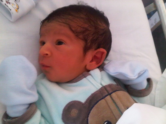 تهنئة بمناسبة ازدياد حفيد للحاج نجدي وعلال المرغيشي