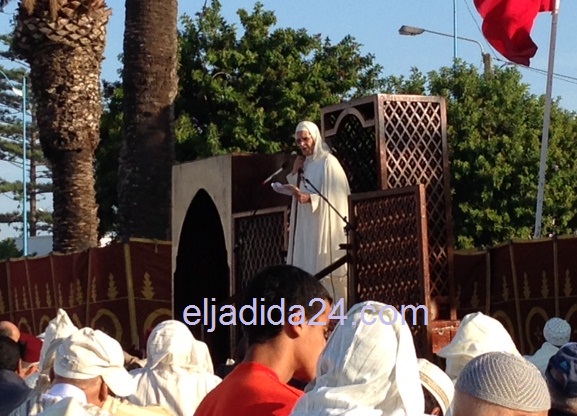 بالصور.. الآلاف من الجديديين يؤدون صلاة العيد في ساحتي البريجة وعمالة الاقليم