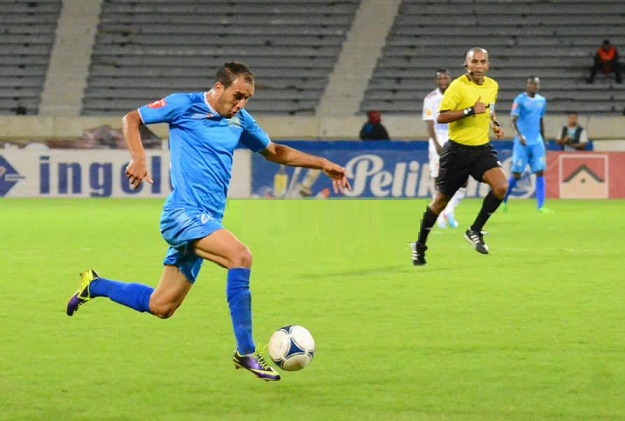 الدفاع الجديدي يجري أخر حصة تدريبية قبل السفر إلى فاس لإجراء مباراة نصف نهاية الكأس