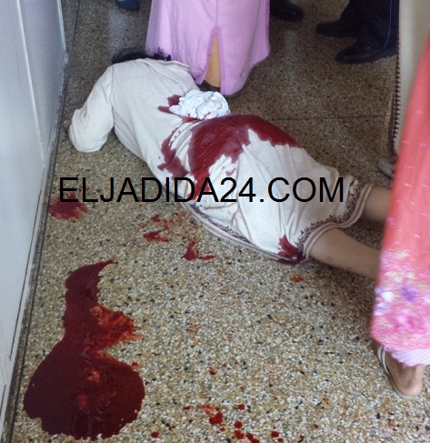 انفراد: الجديدة 24 تحصل على فيديو وصور محاولة قتل استاذ لزوحته داخل قاعة المحكمة