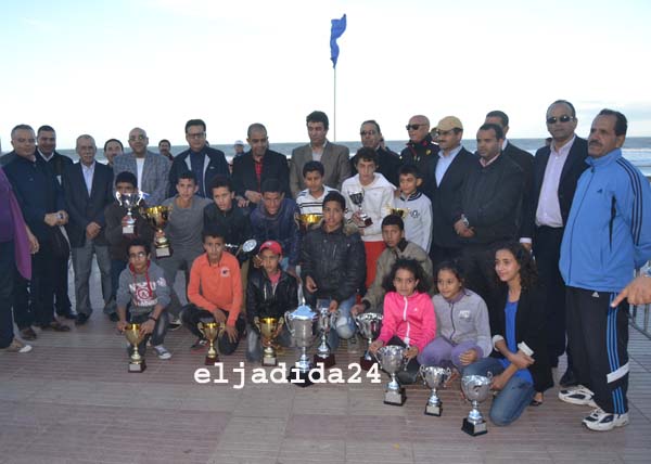 الجديدة:الكاتب العام للعمالة يترأس حفل توزيع جوائز كاس دكالة للشراع + الصور