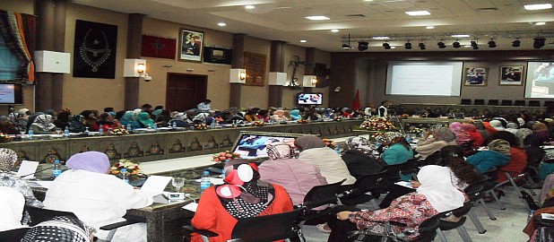 الجديدة:بحضور والي الجهة وعامل الإقليم، وزارة الداخلية تنظم ندوة علمية لدعم ومواكبة القيادة النسائية على مستوى الجماعات الترابية المغربية