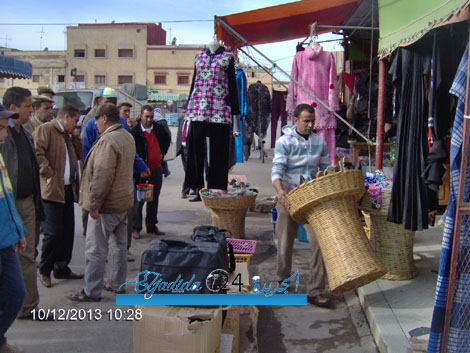 الزمامرة: استمرار حملة تحرير الملك العمومي بواسطة السلطة العمومية بالزمامرة