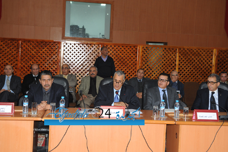 عامل إقليم الجديدة يترأس يوما دراسيا في الصحة ويشرف على توزيع 27 سيارة إسعاف على رؤساء الجماعات بالإقليم