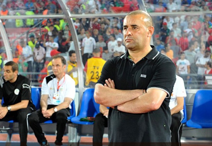 أجور ومنح اللاعبين ومشاكل أخرى قد تعصف بمصير بنشيخة على رأس الفريق الدكالي