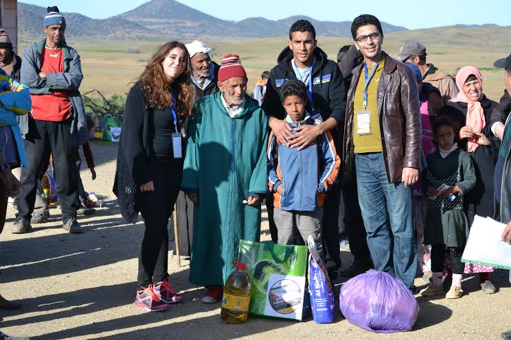 قافلة الأمل من دكالة تنجح  في إدخال البهجة على ساكنة الأطلس المتوسط