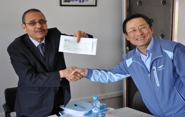 شركة \' SAMSUNG C&T \' الكورية فرع المغرب تضيء فضاء مدرسة الوفاق بجماعة مولاي عبد الله