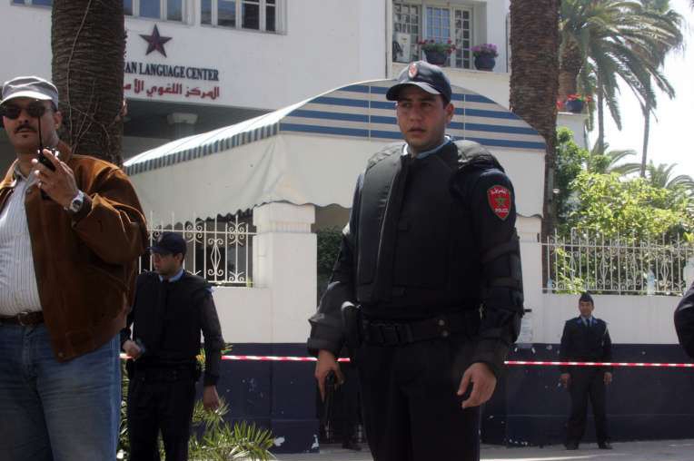 حركة التشرميل مجرد كذبة أبريل ... وولاية أمن الدارالبيضاء تعتقل 3 مشتبه بهم