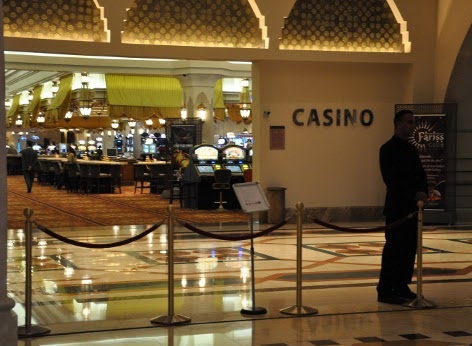 إقليم سيدي بنور  بطالب بنصيبه من 12 مليار سنتيم عائدات قمار كازينو مازاغان التي توصل بها إقليم الجديدة