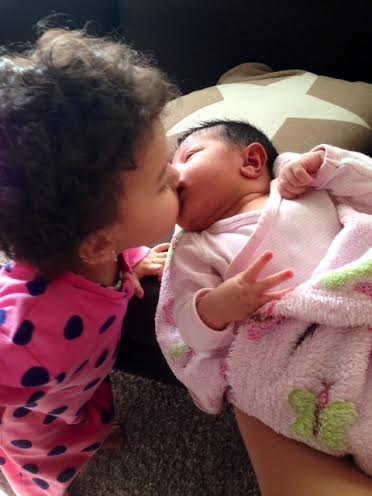 تهنئة بمناسبة مولود جديد في بيت يونس عفري بالديار  النرويجية