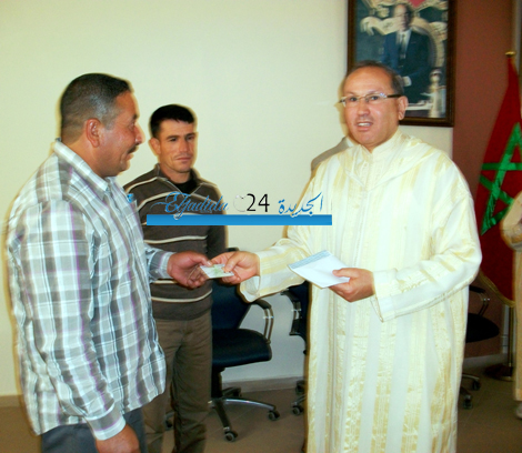 حفل توزيع بطاقات الإقامة على الأجانب المقيمين بسيدي بنور