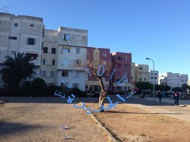 سكان إقامة صوفال 2 بالجديدة يحتجون على منعهم من بناء سور رغم حصولهم على ترخيص المجلس الحضري