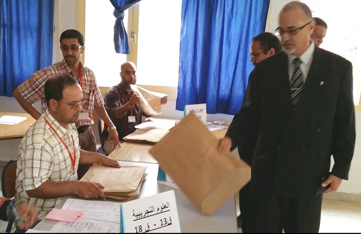 مدير أكاديمية دكالة˗عبدة يحث النواب والأساتذة على إعمال الصرامة في تصحيح أوراق امتحانات البكالوريا