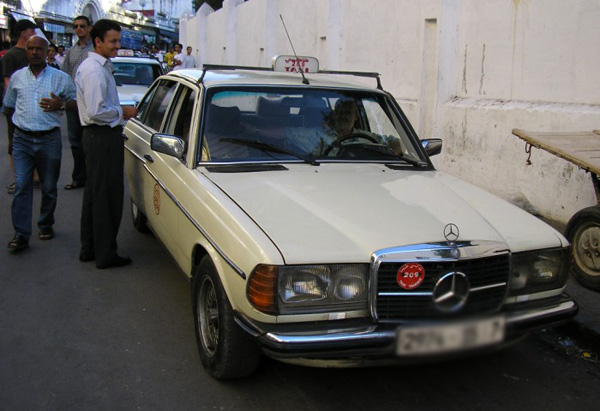 حق الرد مكفول: السلطة المحلية قامت بتطبيق القانون في ملف مأذونية سيارة الاجرة بمولاي عبد الله