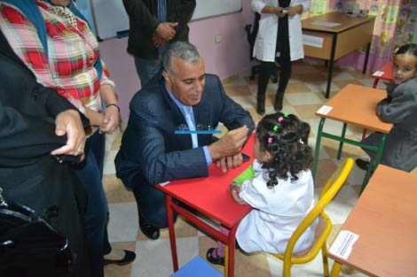 عامل الجديدة يشرف على عدة تدشينات بمناسبة المسيرة الخضراء في ربوع الاقليم +الصور