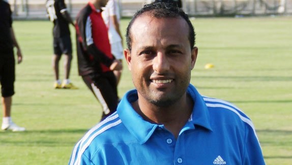 الدفاع الجديدي يزكي طارق مصطفى كمدرب رسمي للفريق ويصرف جميع المنح للاعبين