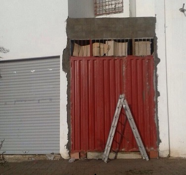 السلطات المحلية تشن حملة على البناء العشوائي باقامات حي المطار بالجديدة