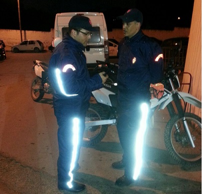 القاء القبض على فتاتين بيضاويتين و3 شبان  تورطوا في عمليات سطو وسرقة في الشارع العام بالجديدة