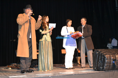 الثانوية التأهيلية  محمد الرافعي تحتفي بالتلاميذ المتفوقين في مسرح عفيفي +الصور