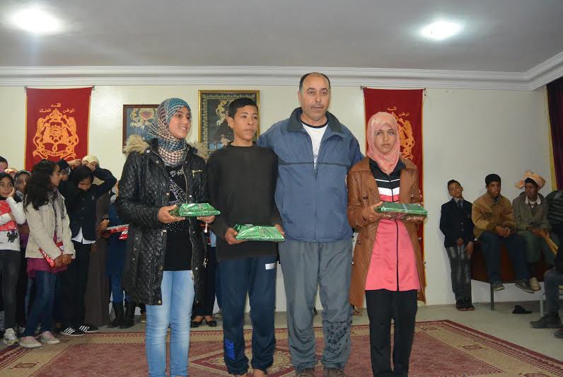 حفل تتويج التلاميذ المتفوقين دراسيا بثانوية يوسف بن تاشفين الإعدادية بالزمامرة